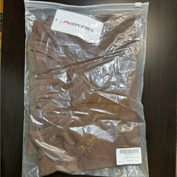 Crop Top Long Sleeved Womens XL Brown Built in Bra Gym Workout Top Shirt D1 - Picture 2 of 10